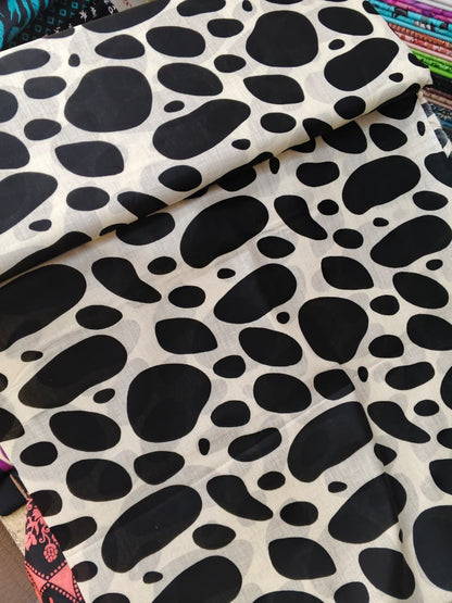 Pearl Lawn 2pcs