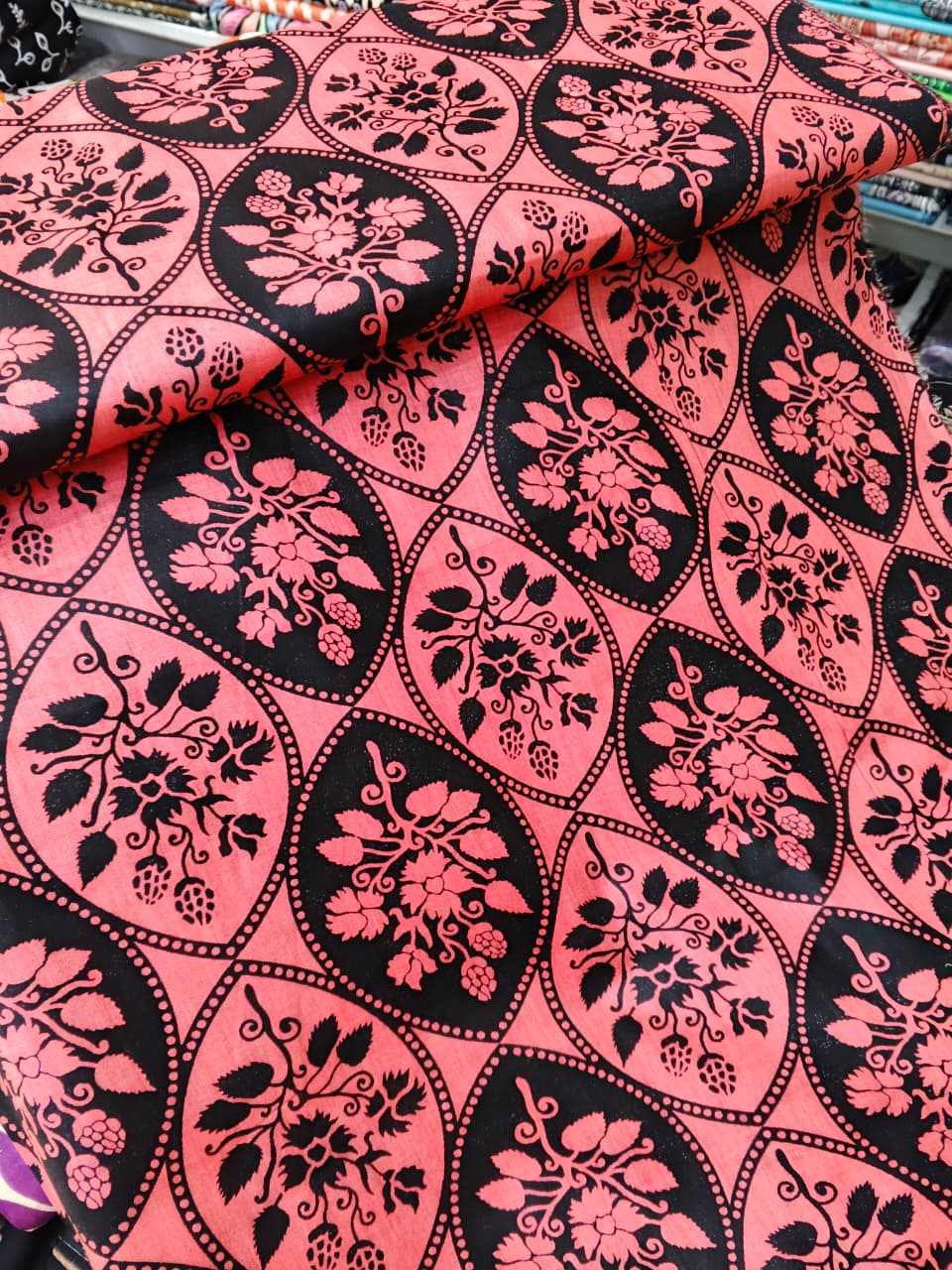 Pearl Lawn 2pcs