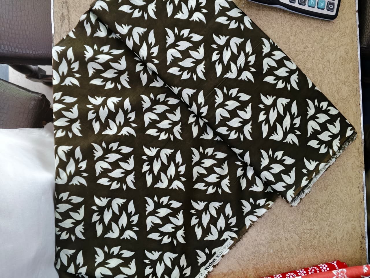 Pearl Lawn 2Pcs